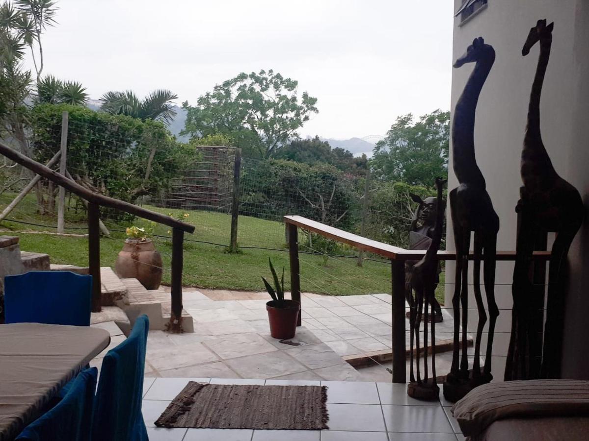 Umtamvuna View Cabanas Port Edward Esterno foto