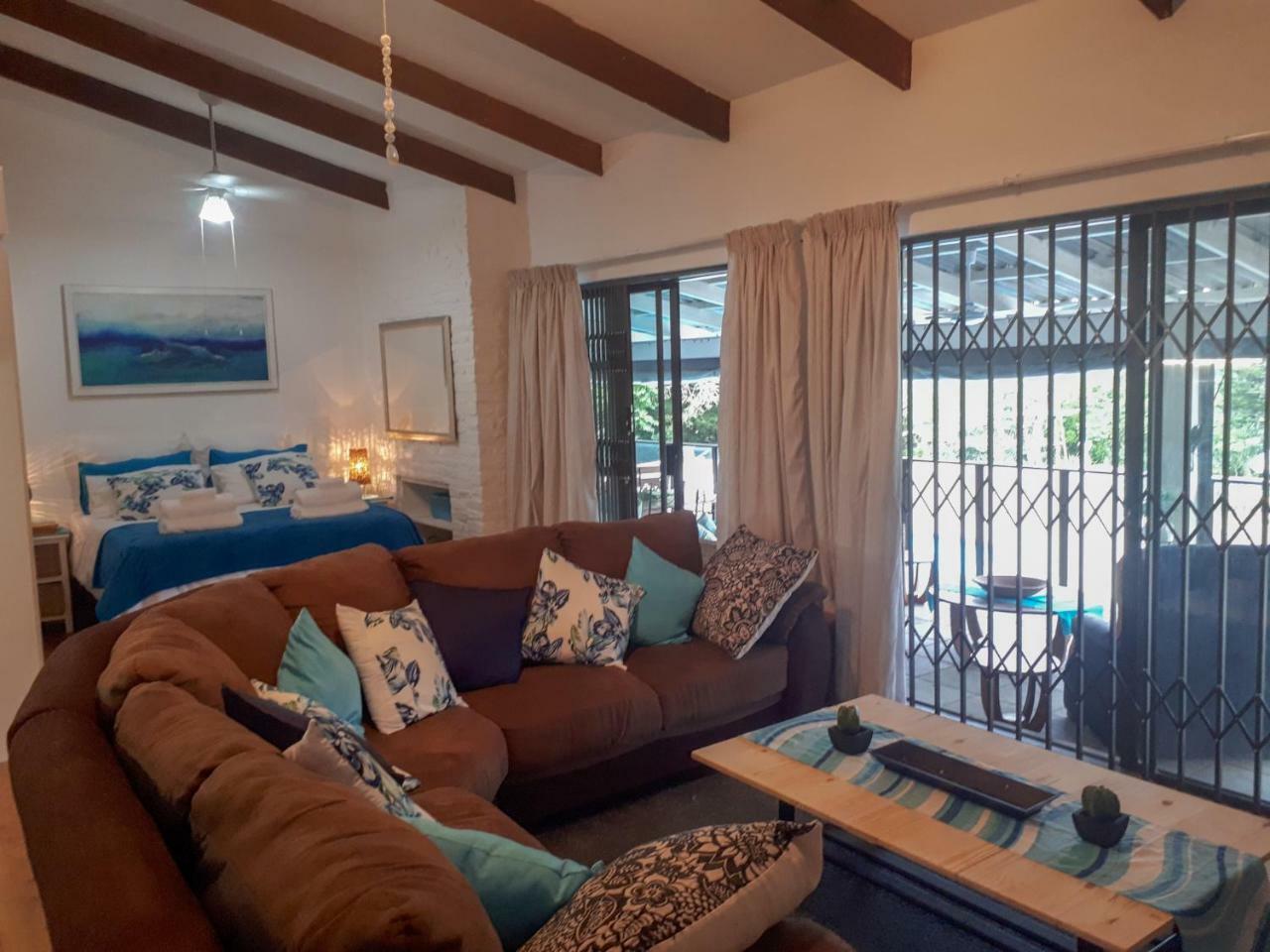 Umtamvuna View Cabanas Port Edward Esterno foto