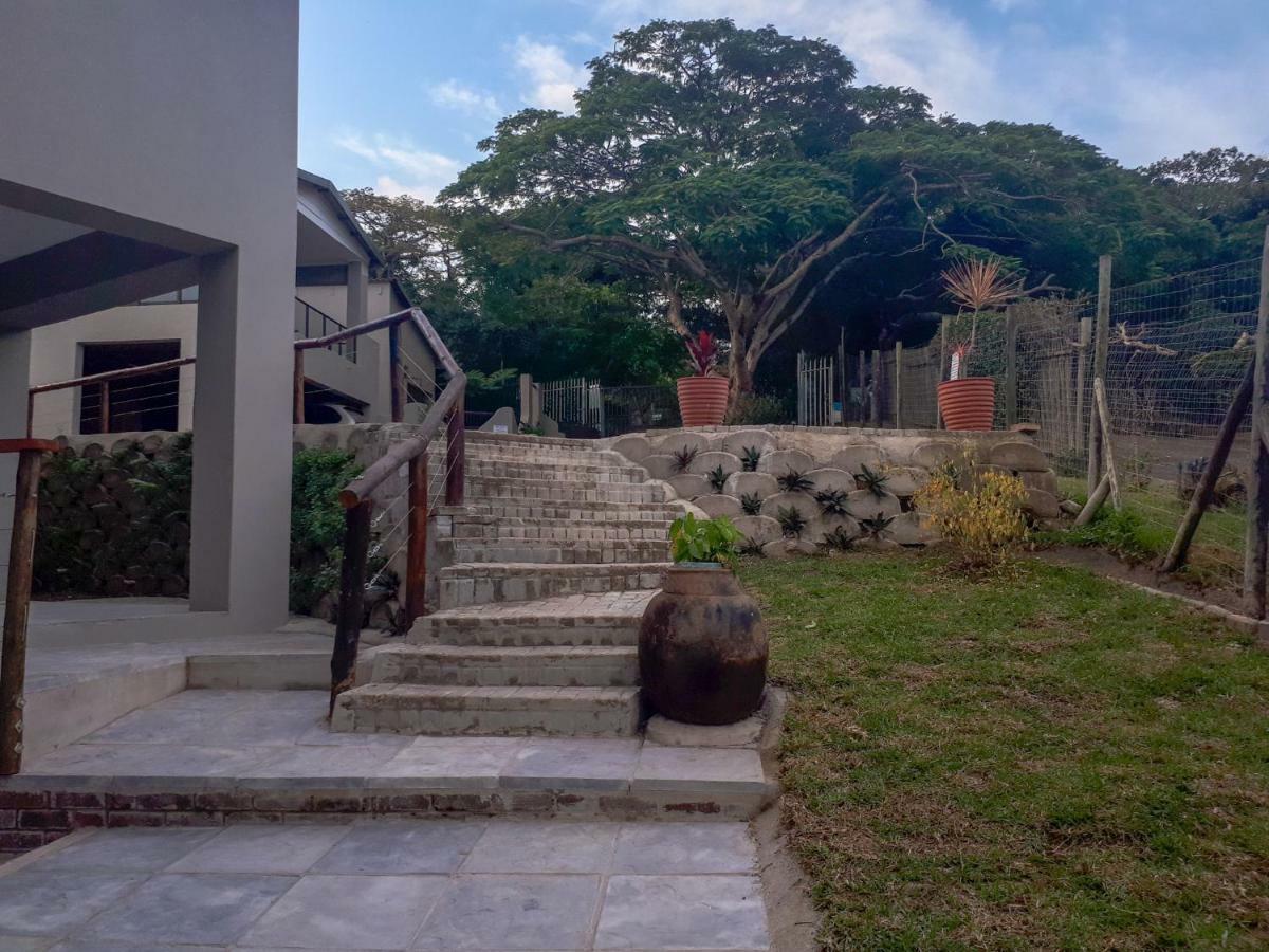 Umtamvuna View Cabanas Port Edward Esterno foto